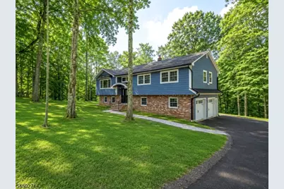 220 Brook Valley Rd, Montville Township, NJ 07082 - Photo 3