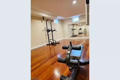 20 Hugenot St, East Hanover Township, NJ 07936 - Photo 33