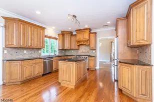 20 Hugenot St, East Hanover Township, NJ 07936 - Photo 9