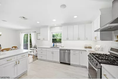 45 Ravine Ave, Wyckoff Township, NJ 07481 - Photo 13