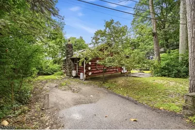 26 Clubhouse Ave, West Milford, NJ 07480 - Photo 31
