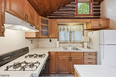 26 Clubhouse Ave, West Milford, NJ 07480 - Photo 13