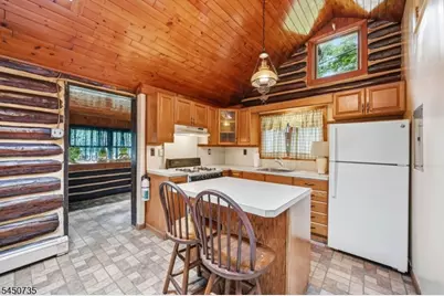 26 Clubhouse Ave, West Milford, NJ 07480 - Photo 11