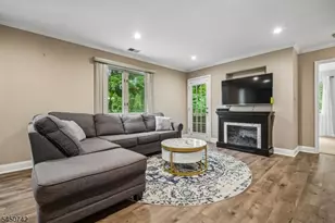 63 Sunrise Dr, Hanover Township, NJ 07981 - Photo 3