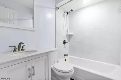 3641 Bergen Ct, North Bergen, NJ 07047 - Photo 19