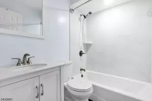 3641 Bergen Ct, North Bergen Twp., NJ 07047 - Photo 19