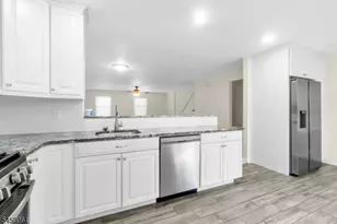 3641 Bergen Ct, North Bergen Twp., NJ 07047 - Photo 9