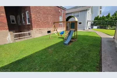 39 Wadsworth St, Wallington, NJ 07057 - Photo 17