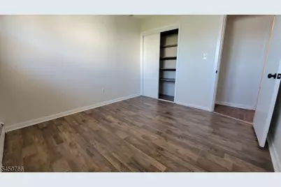 39 Wadsworth St, Wallington, NJ 07057 - Photo 9