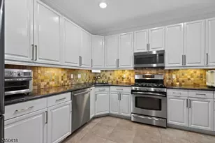90 Winged Foot Dr, Livingston Twp., NJ 07039 - Photo 17