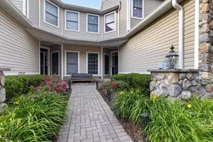 90 Winged Foot Dr, Livingston Twp., NJ 07039 - Photo 3