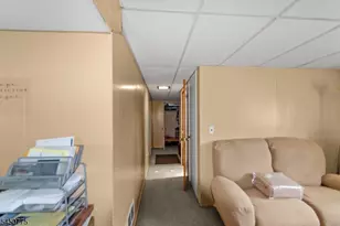 17 Stafford Dr, Wanaque, NJ 07465 - Photo 35