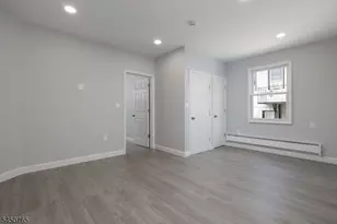 812 Bayway Ave, Elizabeth, NJ 07202 - Photo 9