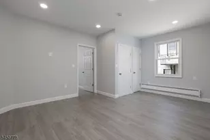812 Bayway Ave, Elizabeth, NJ 07202 - Photo 9