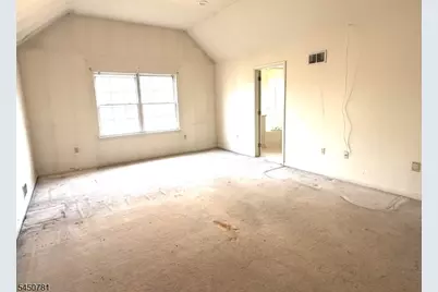 11 Decicco Dr, Raritan, NJ 08869 - Photo 11