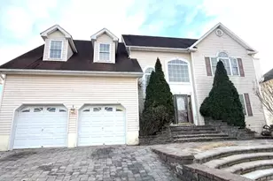 11 Decicco Dr, Raritan, NJ 08869 - Photo 1