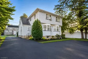 340 Saddle River Rd, Saddle Brook Township, NJ 07663 - Photo 19