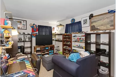 340 Saddle River Rd, Saddle Brook Township, NJ 07663 - Photo 13