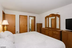340 Saddle River Rd, Saddle Brook Township, NJ 07663 - Photo 7