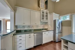 67 Fox Hill Rd, Parsippany, NJ 07834 - Photo 19