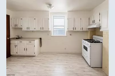 166 Van Buren St #3, Newark, NJ 07105 - Photo 3