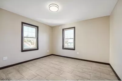 1252 Magnolia Pl, Union Township, NJ 07083 - Photo 7