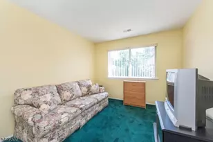 94 Drake Ln, Roxbury Township, NJ 07852 - Photo 19