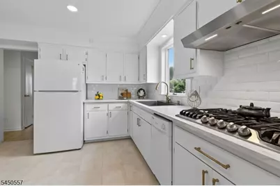 663 Mountain Ave, Springfield, NJ 07081 - Photo 15