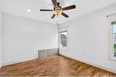 262 Prospect Ave, Dunellen, NJ 08812 - Photo 17