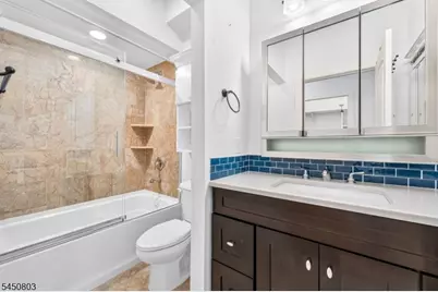 262 Prospect Ave, Dunellen, NJ 08812 - Photo 25