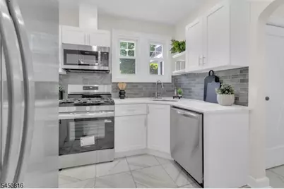 153 Clairmont Ter, Orange, NJ 07050 - Photo 13