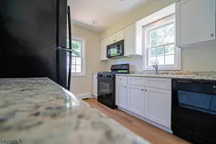 219 Haroldson Pl, Pompton Lakes, NJ 07442 - Photo 27