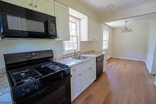 219 Haroldson Pl, Pompton Lakes, NJ 07442 - Photo 31