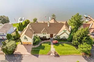 25 Balsam Pkwy, Sparta Township, NJ 07871 - Photo 11