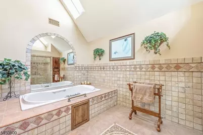 25 Balsam Pkwy, Sparta Township, NJ 07871 - Photo 37