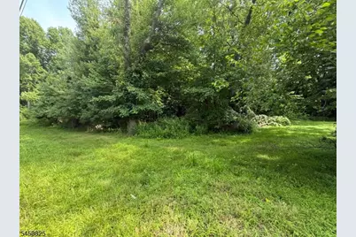 70 Fairfield Rd, Wayne, NJ 07470 - Photo 3