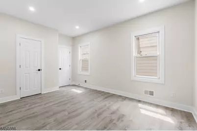 827 Murray St #2, Elizabeth, NJ 07202 - Photo 9