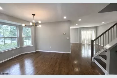 2501 Vantage Ct, Denville, NJ 07834 - Photo 3