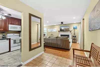 7 Smithfield Ct #7, Bernards Township, NJ 07920 - Photo 7