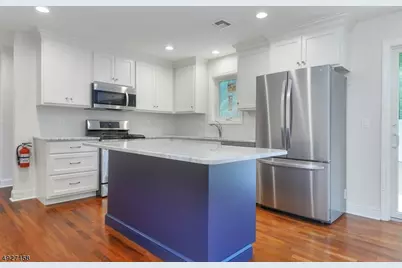 7 Harrison St #A, Morristown, NJ 07960 - Photo 9