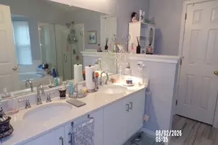 401 Harvest Ln, South Brunswick Township, NJ 08852 - Photo 11