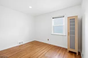 1026 Bashford Ave, Union Township, NJ 07083 - Photo 17