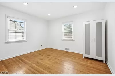 1026 Bashford Ave, Union Township, NJ 07083 - Photo 15