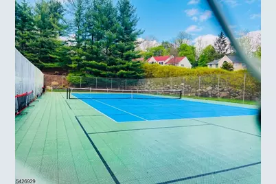 94 Edgefield Dr, Parsippany, NJ 07950 - Photo 47