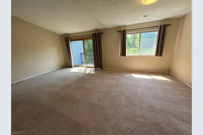 179 Drake Ln, Roxbury Township, NJ 07852 - Photo 5