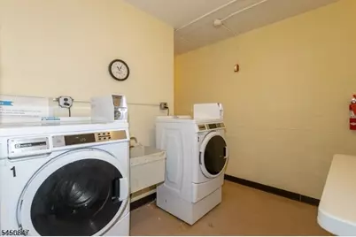 22 Riverside Dr #D-10, Cranford Township, NJ 07016 - Photo 11