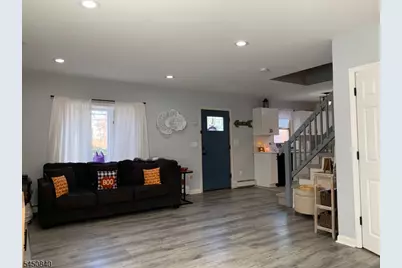 107 New York Ave, Jefferson Township, NJ 07849 - Photo 3