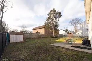 17 Longport Rd, Parsippany, NJ 07054 - Photo 21