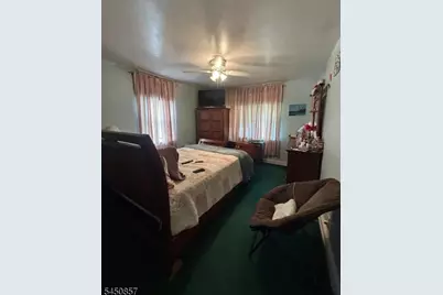 1065 Voorhees St, Hillside, NJ 07205 - Photo 5