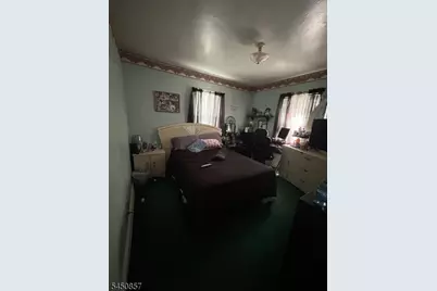 1065 Voorhees St, Hillside, NJ 07205 - Photo 9